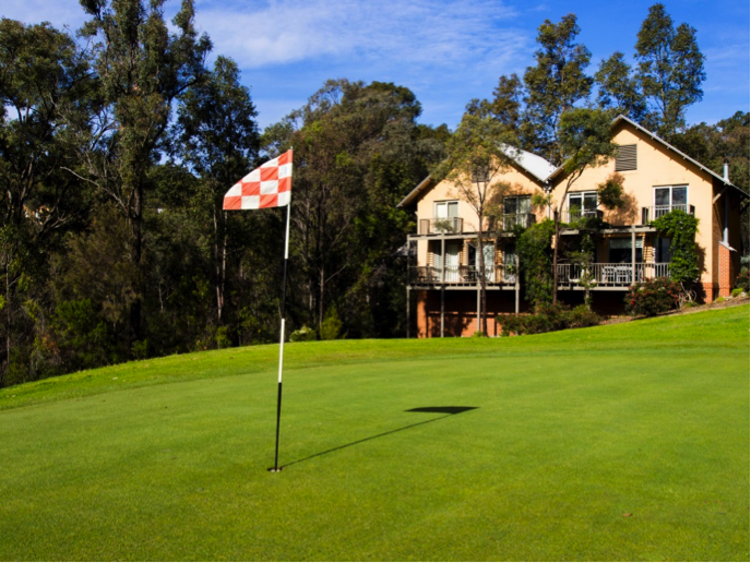 Piranha Golf - Cypress Resort Hunter Valley